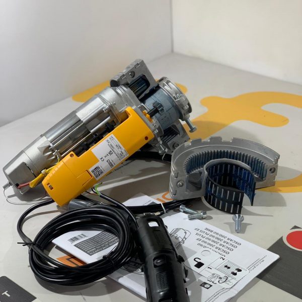 Moteur porte rideaux OSCAR maxi 3 mètres sur 3 mètres